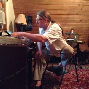 12047206_10153289319998353_408596125011421748_n